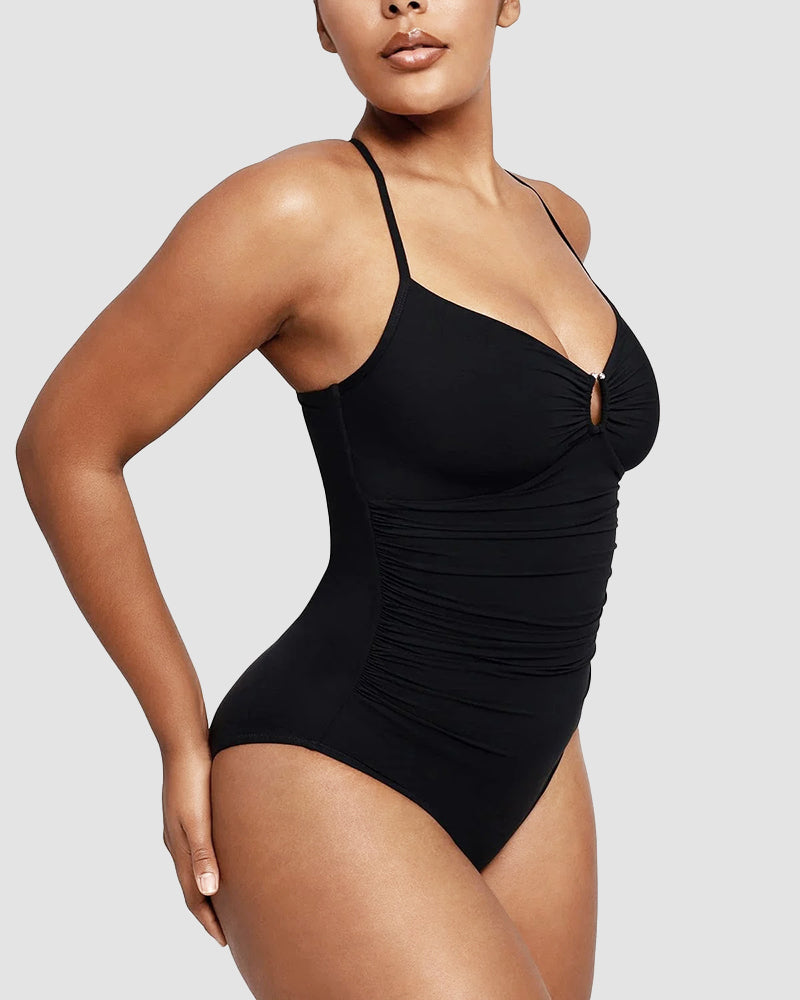 Icone™ ShapingSwimsuit: Elegant kryssede stropper bak, figurformende badedrakt