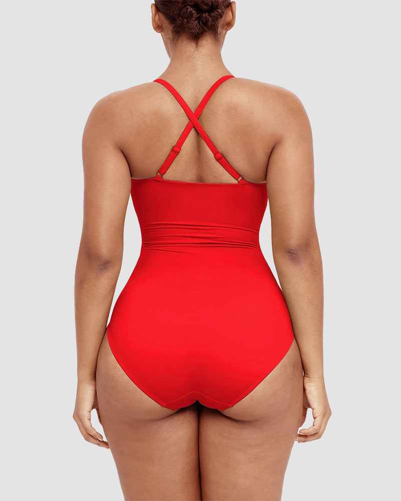 Icone™ ShapingSwimsuit: Elegant kryssede stropper bak, figurformende badedrakt