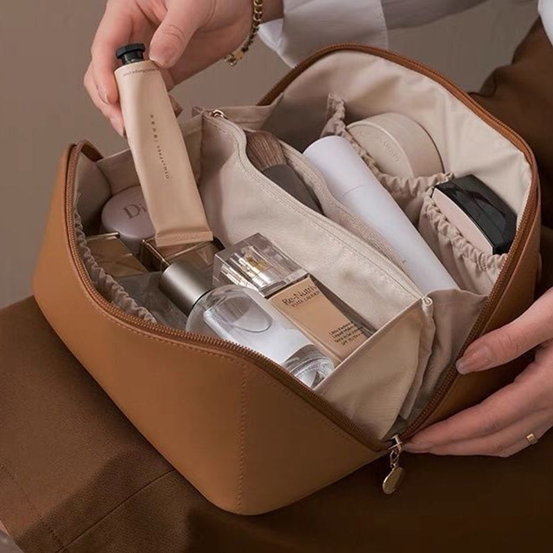 Rose™ Sminkemappe for reise med smart design og masse plass