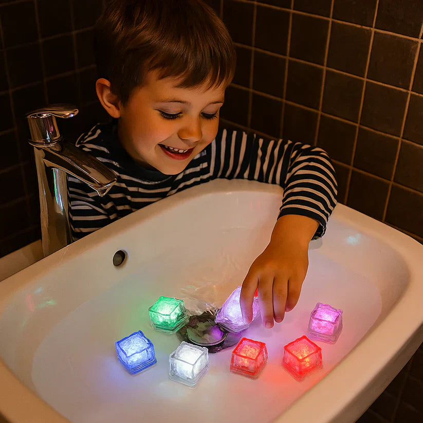 Ledsen™ CubeLights: Vanntett Flerfarget Blinkende Glødende Kubelys