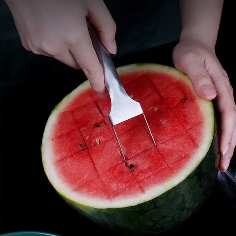 Globetrek° FruitCutter: 2-i-1 Multifunksjonell Fruktgaffel og -Kutter