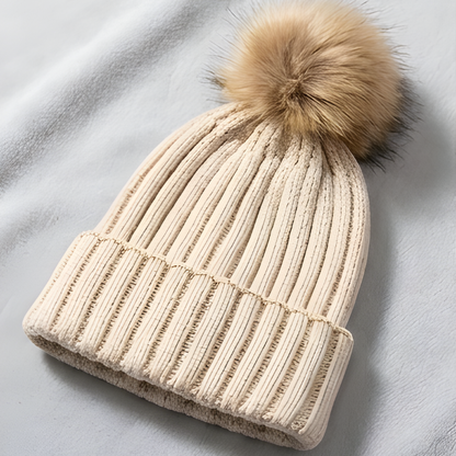 Icone™ CozyKnit 1+1 GRATIS: Ultra-Blød Strækbar Hyggeligt Strik Pom-Pom Hue