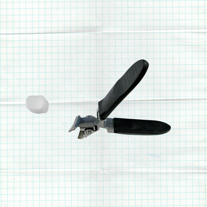 Globetrek° NailCutter 1+1 GRATIS: Holdbar Enkel Klipping Vinklet Negleklipper