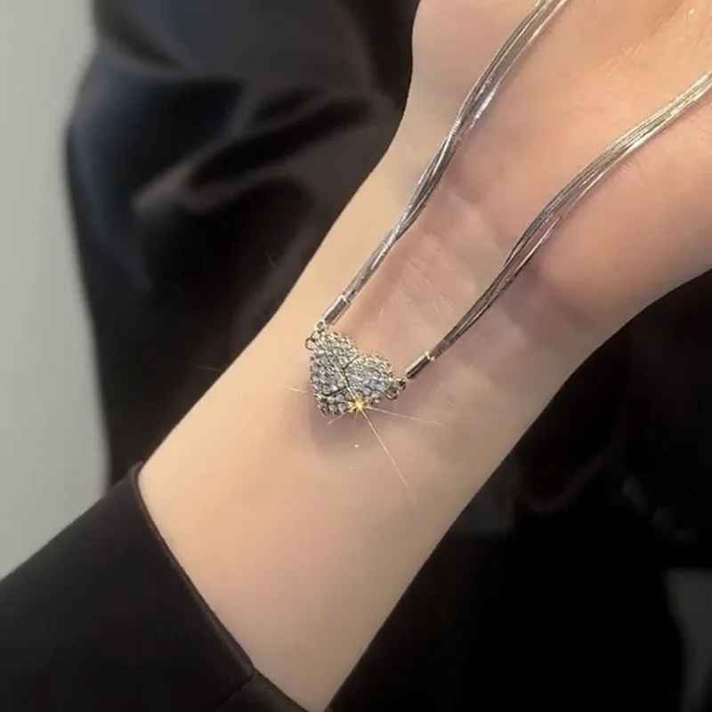 Jewelance™ MagneticHeart 1+1 GRATIS: Elegant Tidless Design Magnetisk Hjerte Halskæde