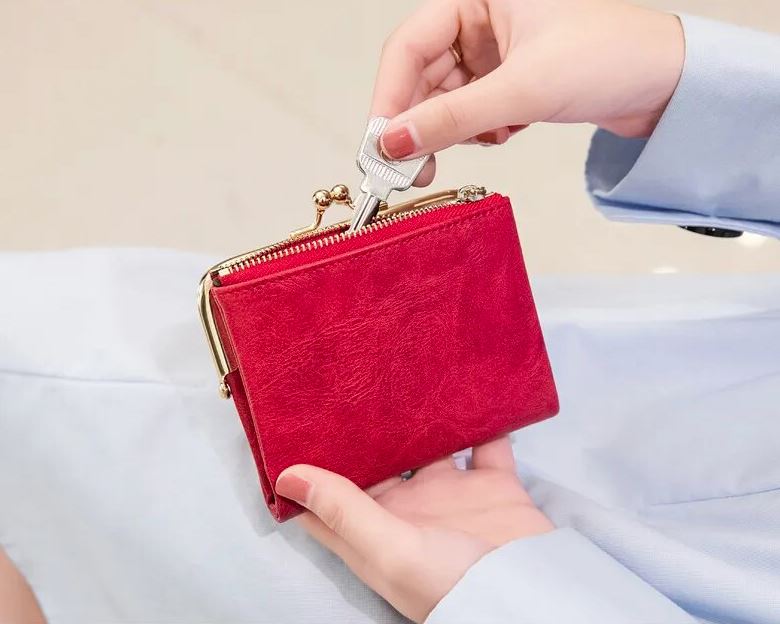 Icone™ PetiteWallet - Mini Mote Firkantet Petite-pung