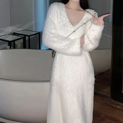 Icone™ CozyDress: Kvinners Elegante Myke Fuskepels V-hals Maxi Koselig Kjole