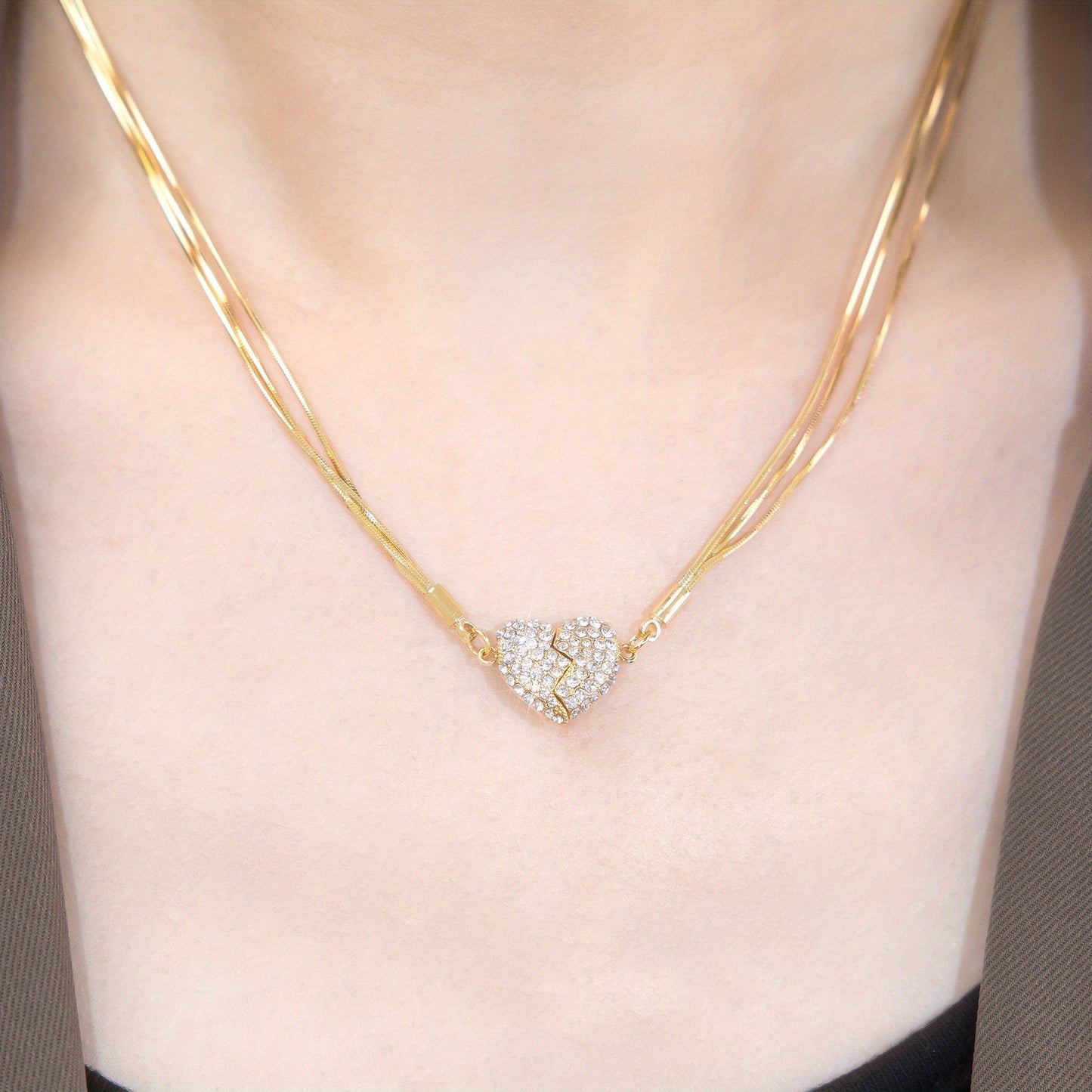 Jewelance™ MagneticHeart 1+1 GRATIS: Elegant Tidless Design Magnetisk Hjerte Halskæde