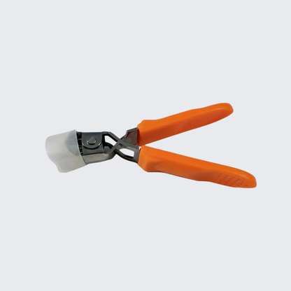 Globetrek° NailCutter 1+1 GRATIS: Holdbar Enkel Klipping Vinklet Negleklipper