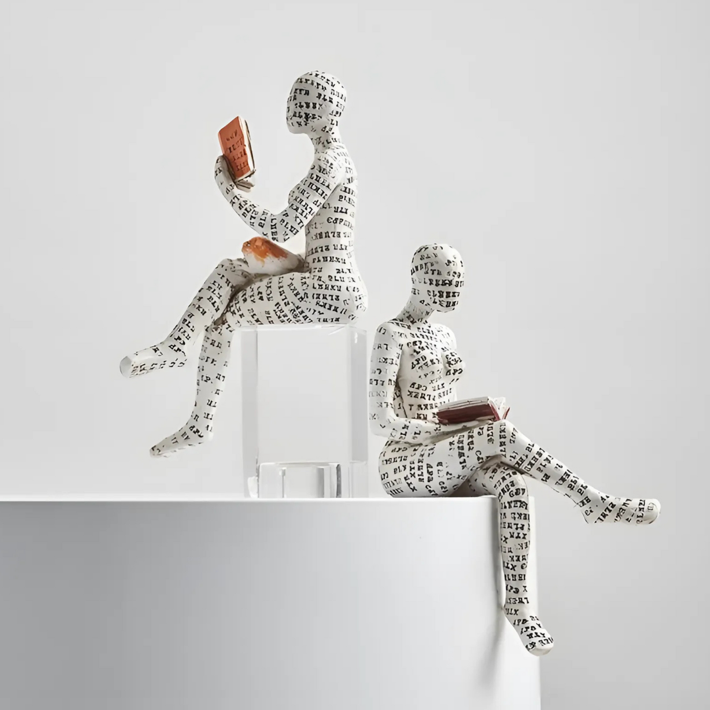 ReaderDecor 1+1 GRATIS: Lesefigur Dekor Til Skrivebord Og Hylleutstilling