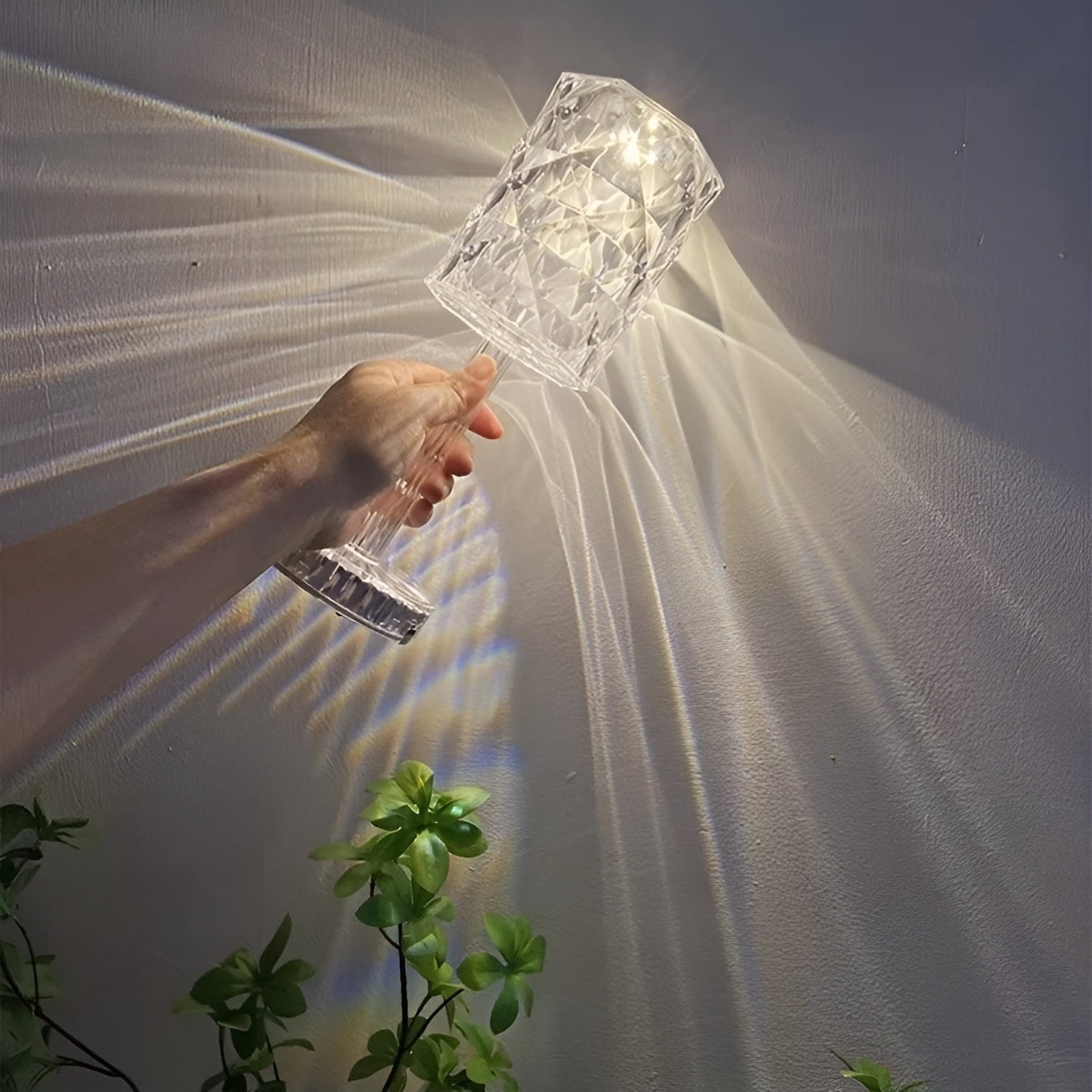 Ledsen™ SparkleLamp: Elegant Lysende Krystal Diamant Funkle Lampe