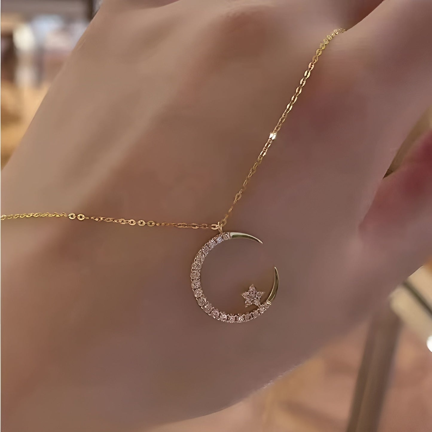 Jewelance™ CrescentNecklace 1+1 GRATIS: Minimalistisk Måne Vedhæng Justerbar Halvmåne Halskæde Smykker