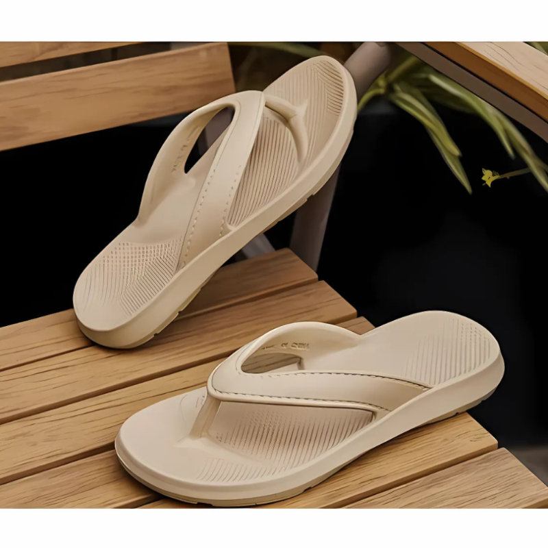 Happy™ ComfortSlippers 1+1 GRATIS: Lettvekt Sklisikre Sommertøfler Til Kvinner