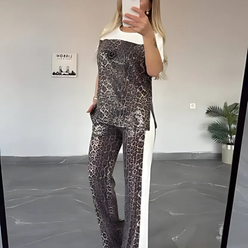 Icone™ LeopardOutfit: Komfort Hele Dagen Med 2-Delt LeopardOutfit Sett