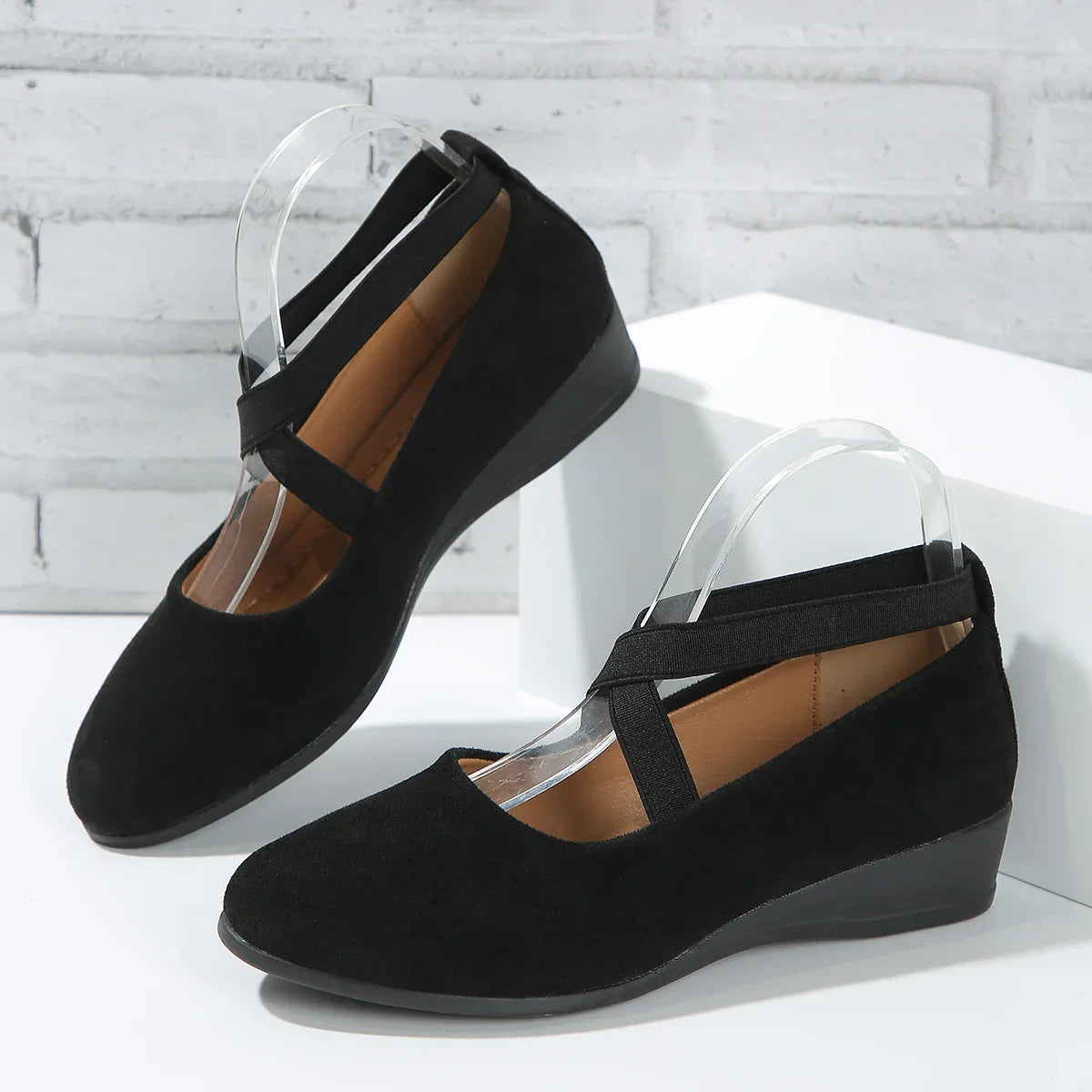Happy™ BallerinaShoes: Dame Criss-Kryss Lukket Lavhælte Ballerinasko