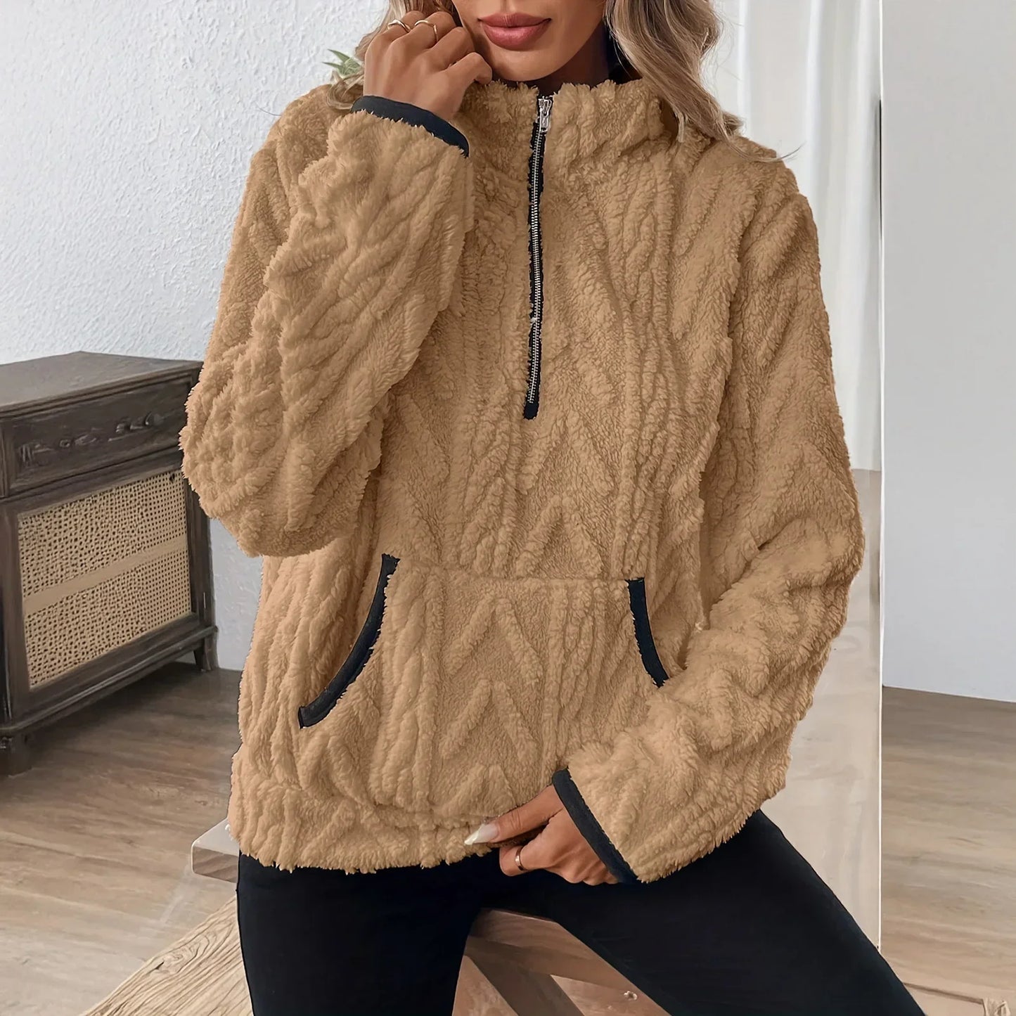 Icone™ LoungeSweatshirt: Ultimativ Stilfuld Komfort 2-I-1 Lounge Sweatshirt Og Halskæde Sæt