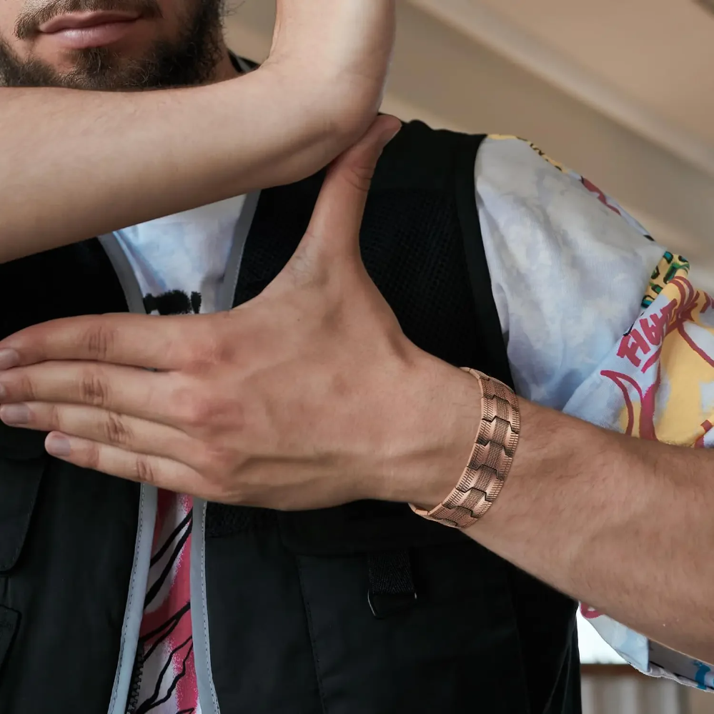 Jewelance™ MagneticBracelet 1+1 GRATIS: Premium Tre-rads Design Magnetisk Armbånd