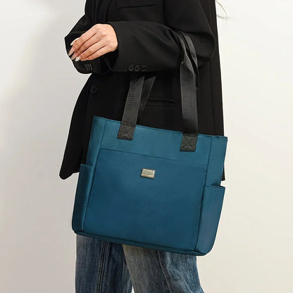 Icone™ LightweightBag: Multi-Compartment Stor Kapasitet Lettvektsveske