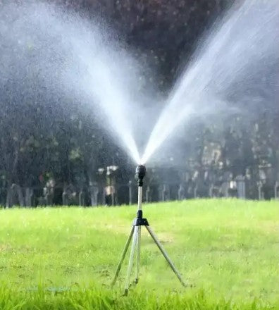 Tripod Sprinkler™: 360° Roterende Stativ Hagesprinkler