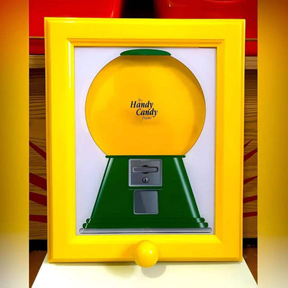 TreatFrame - Vægmonteret Ramme Candy Display Nem Adgang Treat Sjov Dekor
