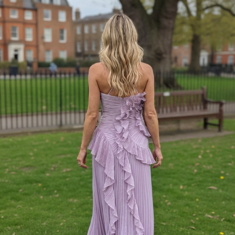 Icone™ RuffleDress - Elegant Stråleglans Luksus Ruffle Kjole