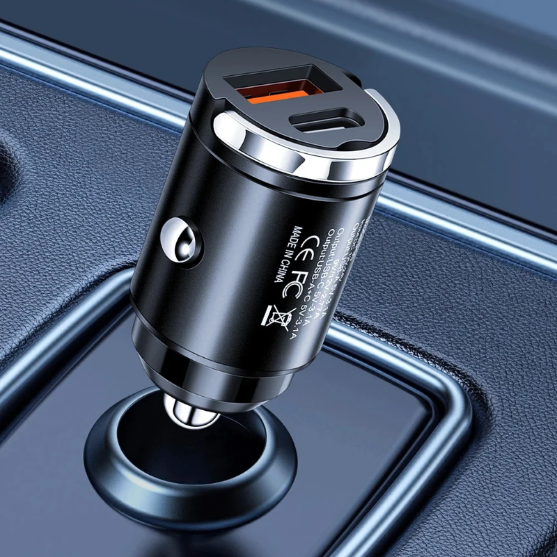 CarAdapter 1+1 GRATIS: Mini Universell Ladeadapter for Bil