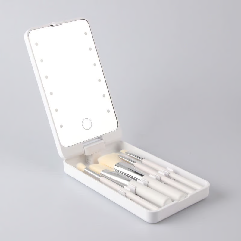 GlowBrushes - Oppladbart LED-lys reise sminkekostsett
