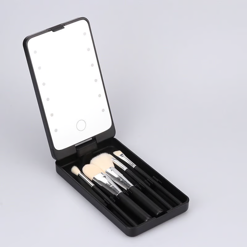 GlowBrushes - Oppladbart LED-lys reise sminkekostsett