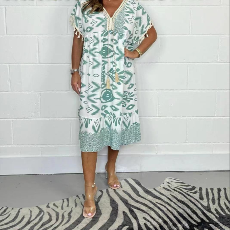 Icone™PrintedDress: Mønstret V-hals hverdagskjole med frynseermer