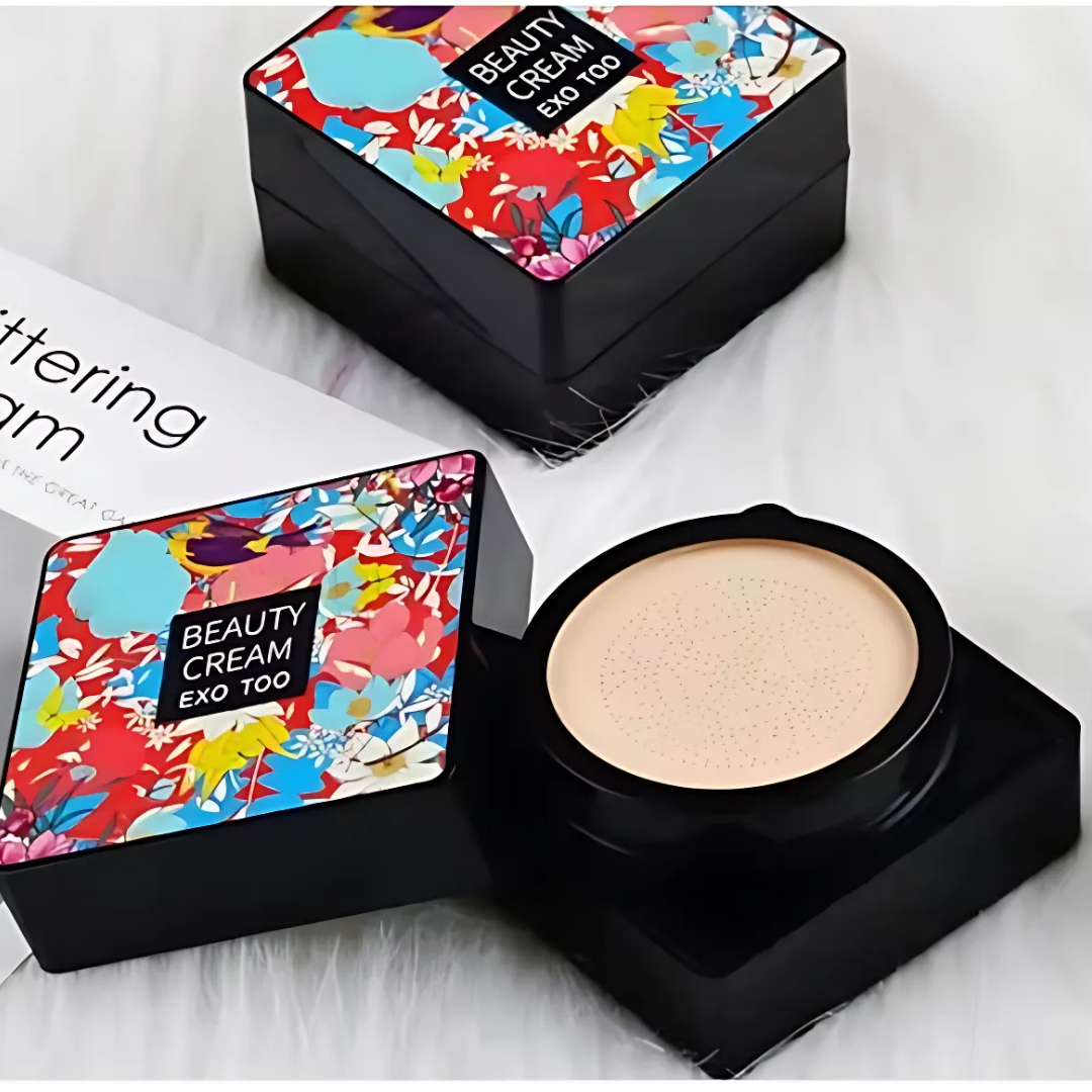 FoundationCream 1+1 GRATIS - Fuktighetsgivende Og Lysnende Foundationkrem Med Myk Svamp