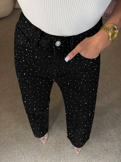 Icone™ SparklingJeans: Rhinsten-utsmykkede Jeans med Høy Midje, Rette Ben og Belte