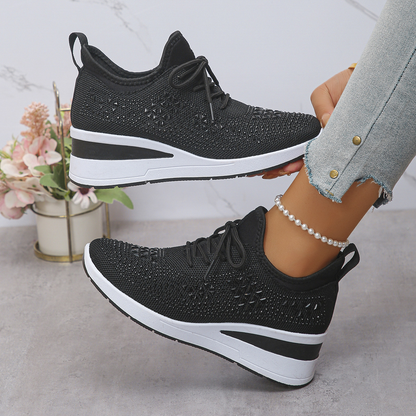 Happy™ WomenSneakers: Stilfull Pustende Kile Dame Sneakers Med Glitrende Rhinsteiner
