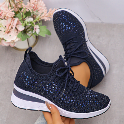 Happy™ WomenSneakers: Stilfull Pustende Kile Dame Sneakers Med Glitrende Rhinsteiner