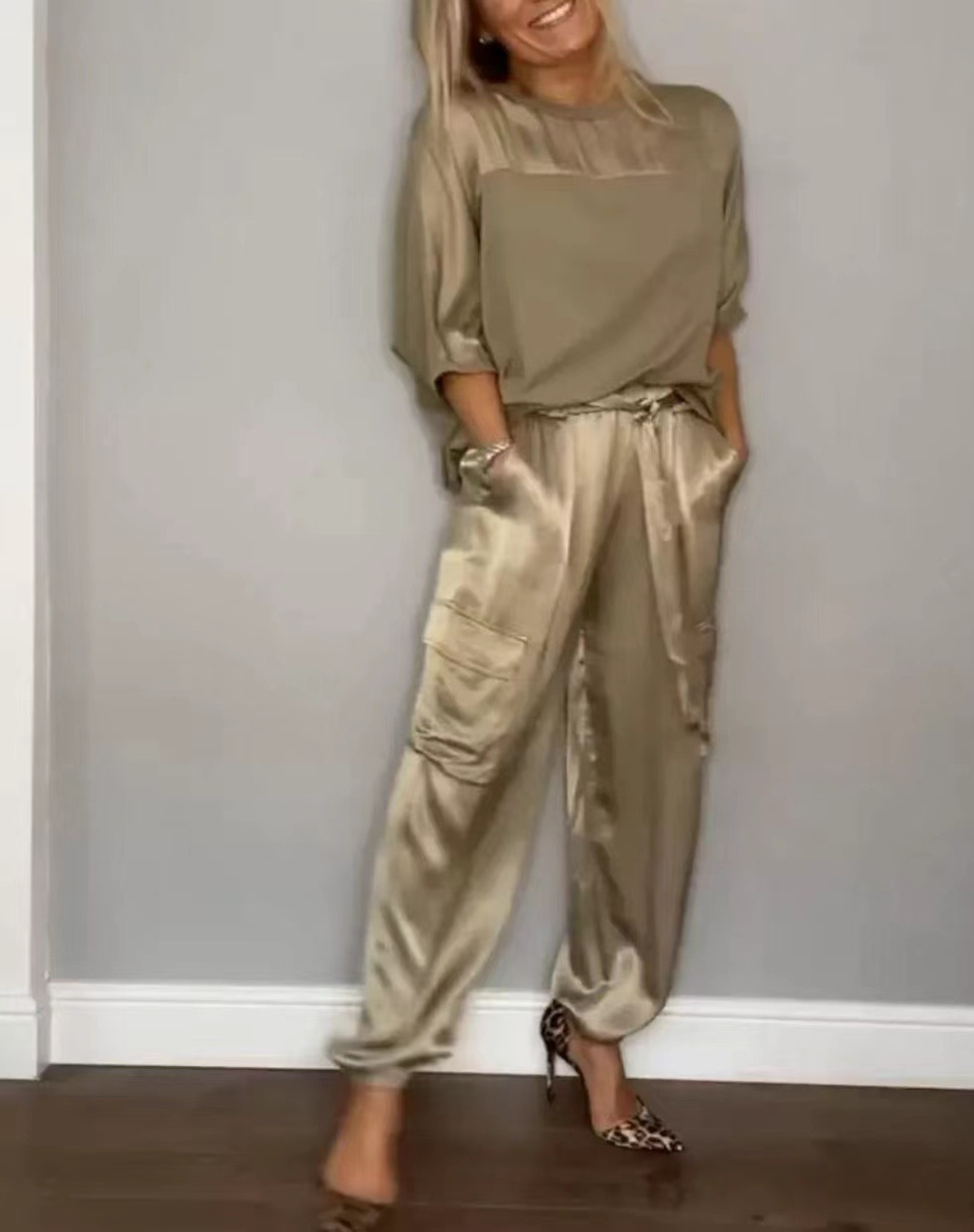 Icone™ SassySet - To-Delt Varmt Blødt Blankt Sassy Sæt