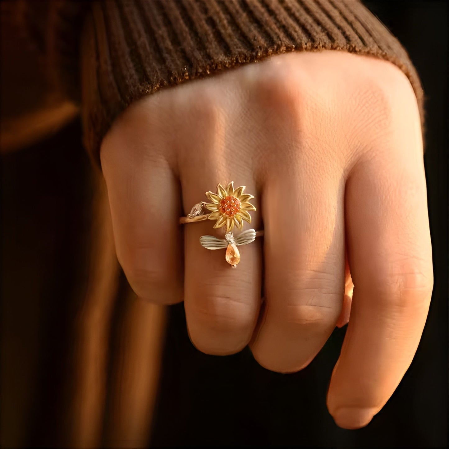 Jewelance™ SunflowerRing 1+1 GRATIS: Elegant Justerbar Spinning Solsikkering