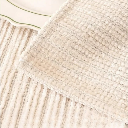 Globetrek° SofaCover – Elegant Slitesterkt Premium Stoff Sofatrekk