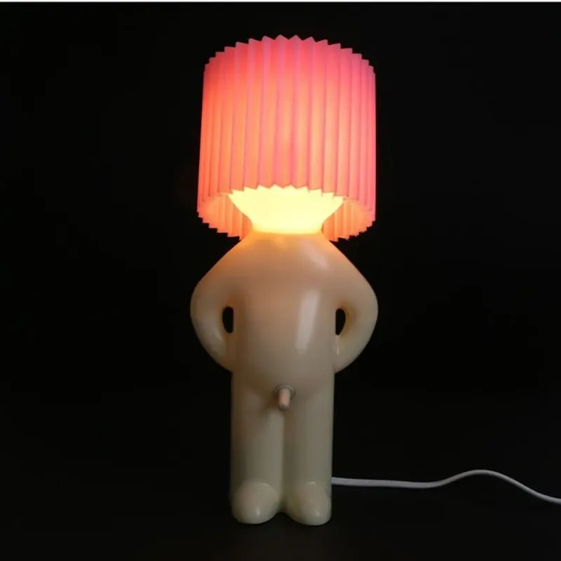 Ledsen™ BoyLamp: Sjarmerende Liten Dekorativ LED Guttelampe