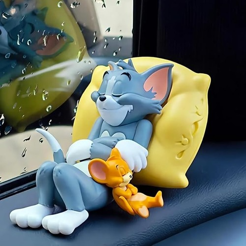 CarCharm 1+1 GRATIS: Tom og Jerry Leken Dashboardpynt