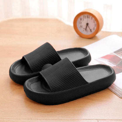 Happy™ ComfySlippers 1+1 GRATIS: Sklisikre, Supermyke Og Behagelige Tøfler