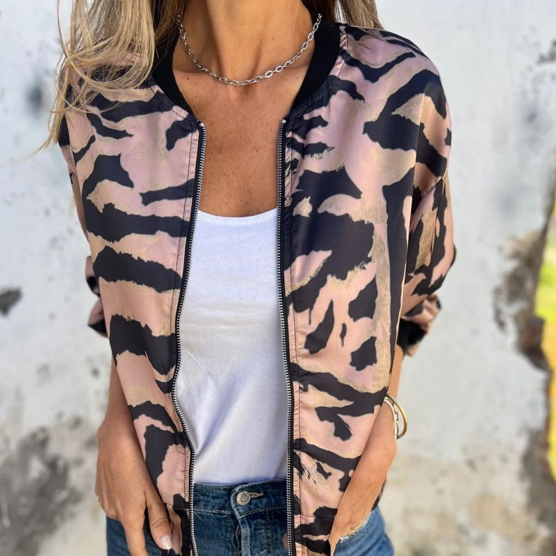 Icone™ ZebraJacket: Elegant Stilfull Zebramønster Jakke
